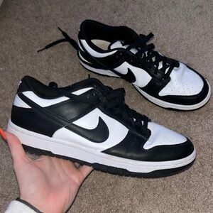 NIKE Low Panda Dunks